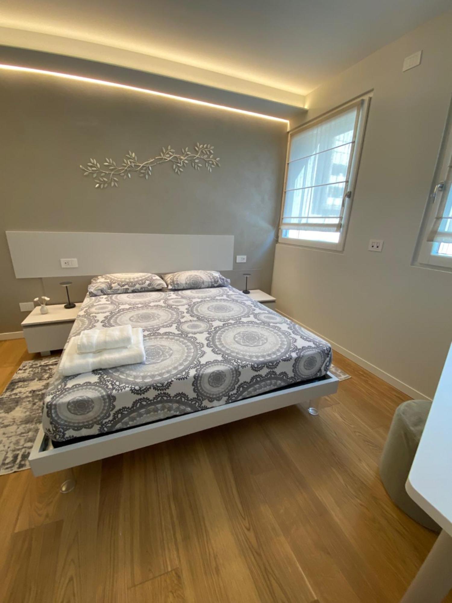 Apartmán Hz+ Costantini Pordenone Exteriér fotografie